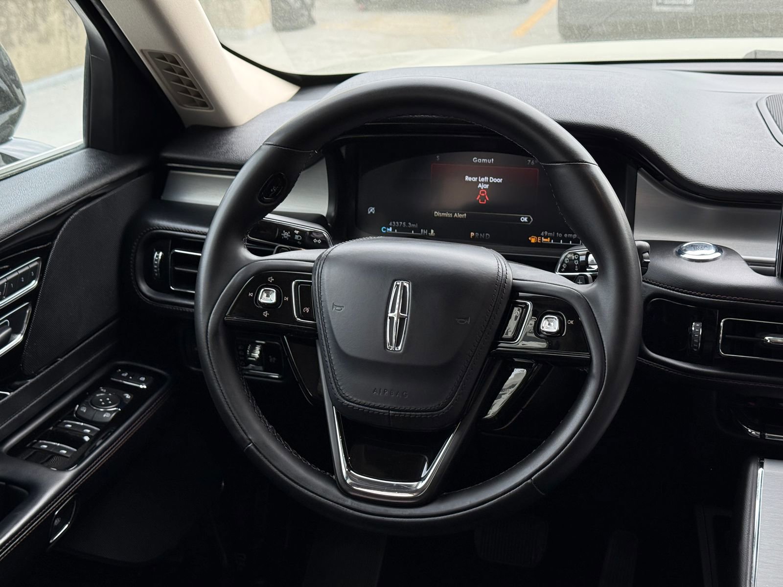 Certified 2023 Lincoln Aviator AWD w/ Premium Package image 23