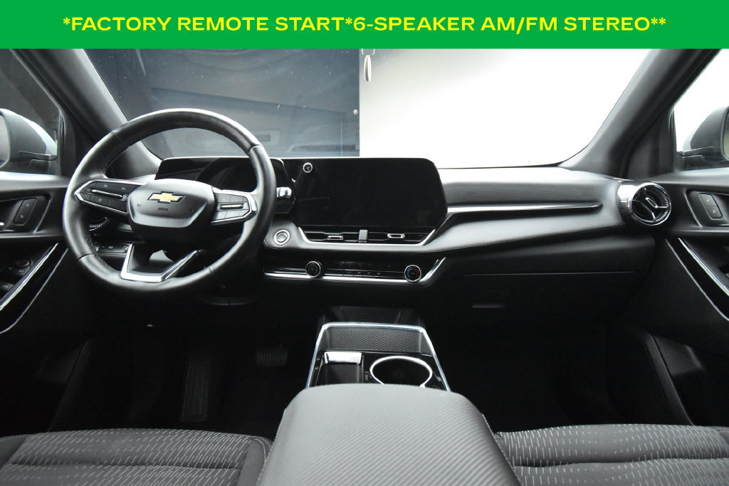 Used 2025 Chevrolet Equinox LT FWD image 3