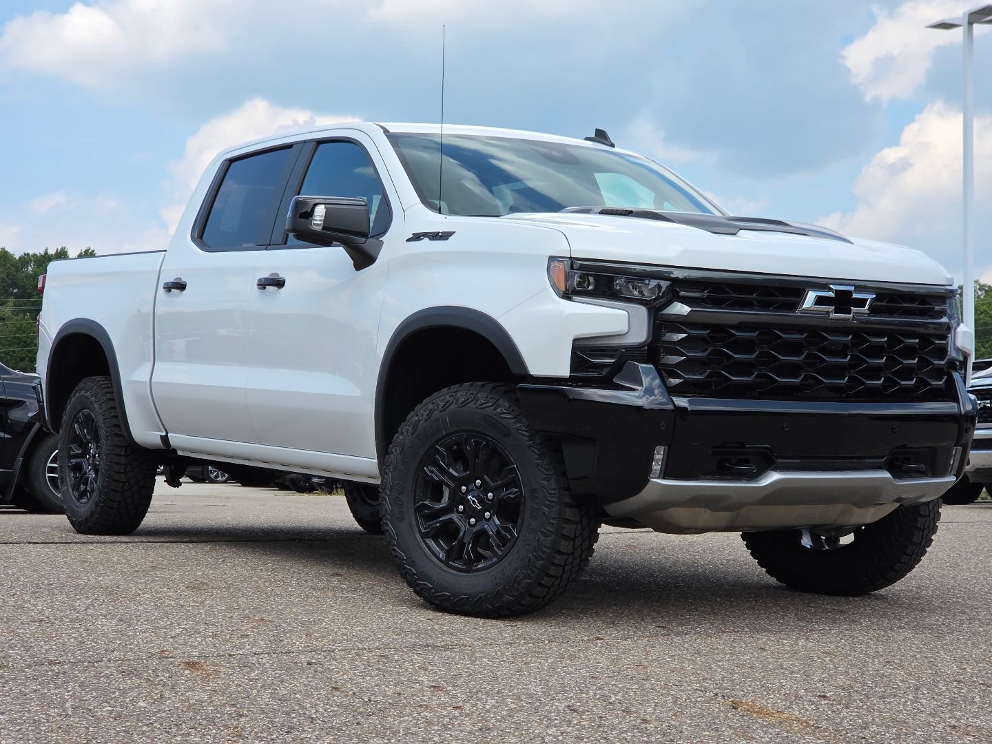 New 2026 Chevrolet Silverado 1500 ZR2 w/ Dark Appearance Package AWD/4WD image 2