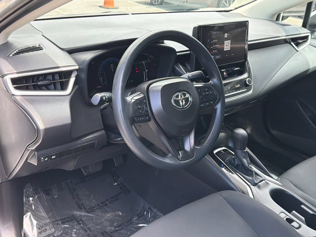 Used 2026 Toyota Corolla LE FWD image 19