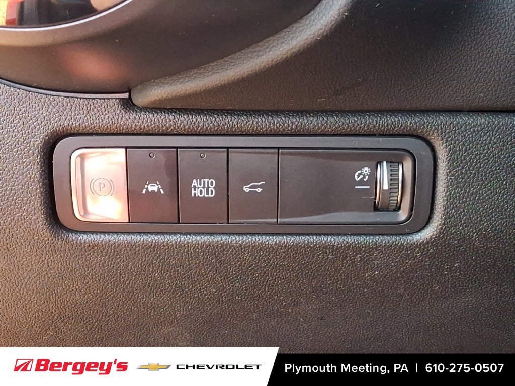 Certified 2024 Chevrolet Equinox EV RS FWD image 28