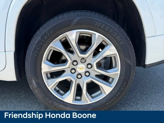 Used 2018 Chevrolet Traverse Premier w/ Driver Confidence II Package FWD image 10