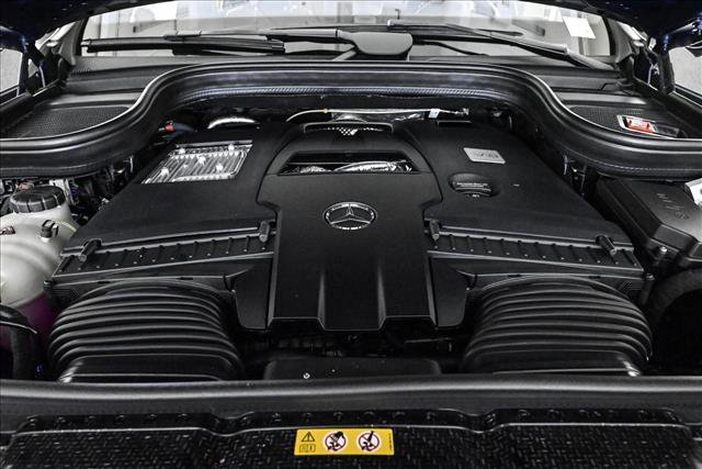 New 2026 Mercedes-Benz GLS 580 4MATIC image 26