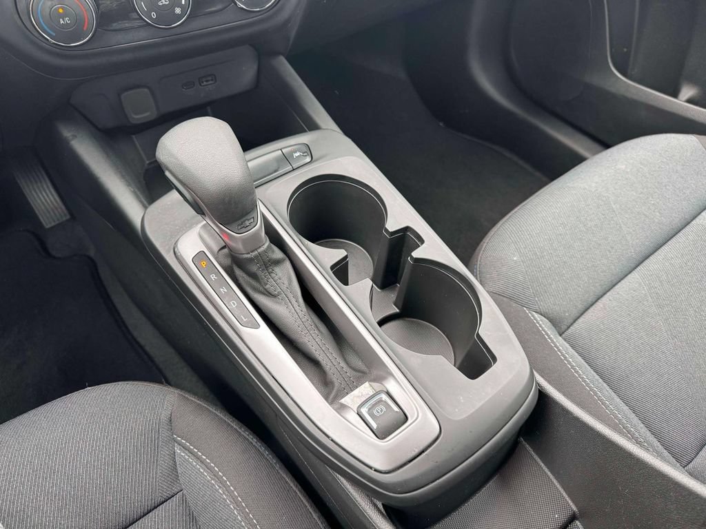 Used 2026 Chevrolet Trax LS FWD image 31