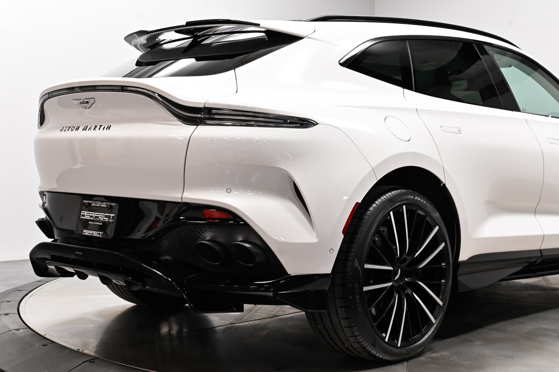 Used 2023 Aston Martin DBX 707 AWD/4WD image 39