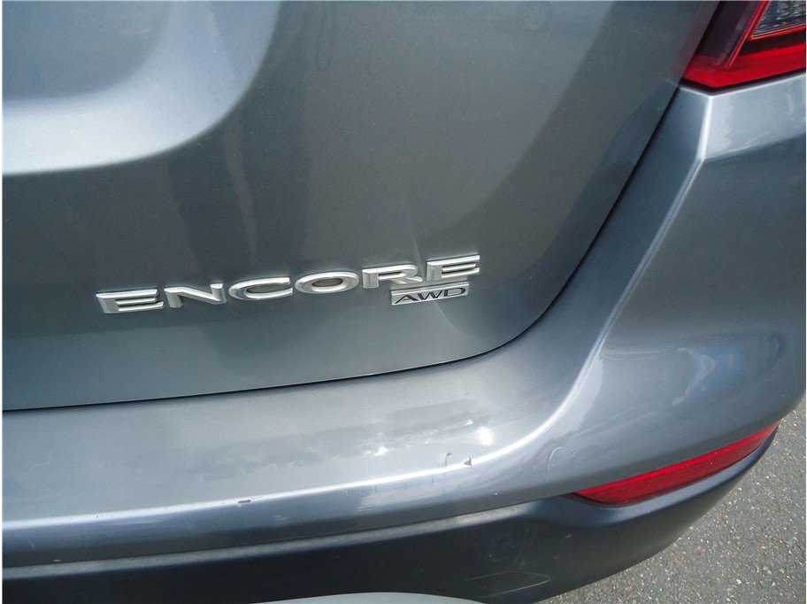 Used 2019 Buick Encore Sport Touring w/ Safety Package AWD/4WD image 8