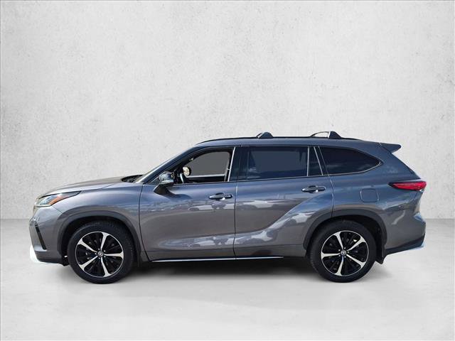 Used 2021 Toyota Highlander XSE AWD/4WD image 9