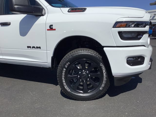 New 2026 RAM 2500 Big Horn AWD/4WD image 3