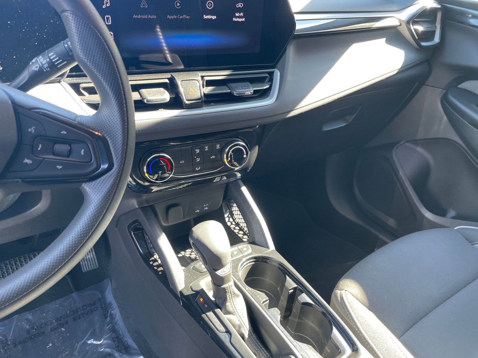 Used 2025 Chevrolet TrailBlazer LT image 37