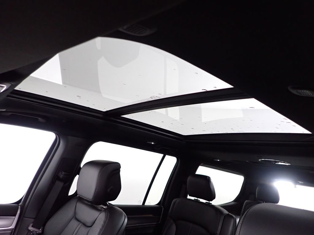 New 2026 Jeep Grand Wagoneer 4WD w/ Quick Order Packge 29V Upland image 29