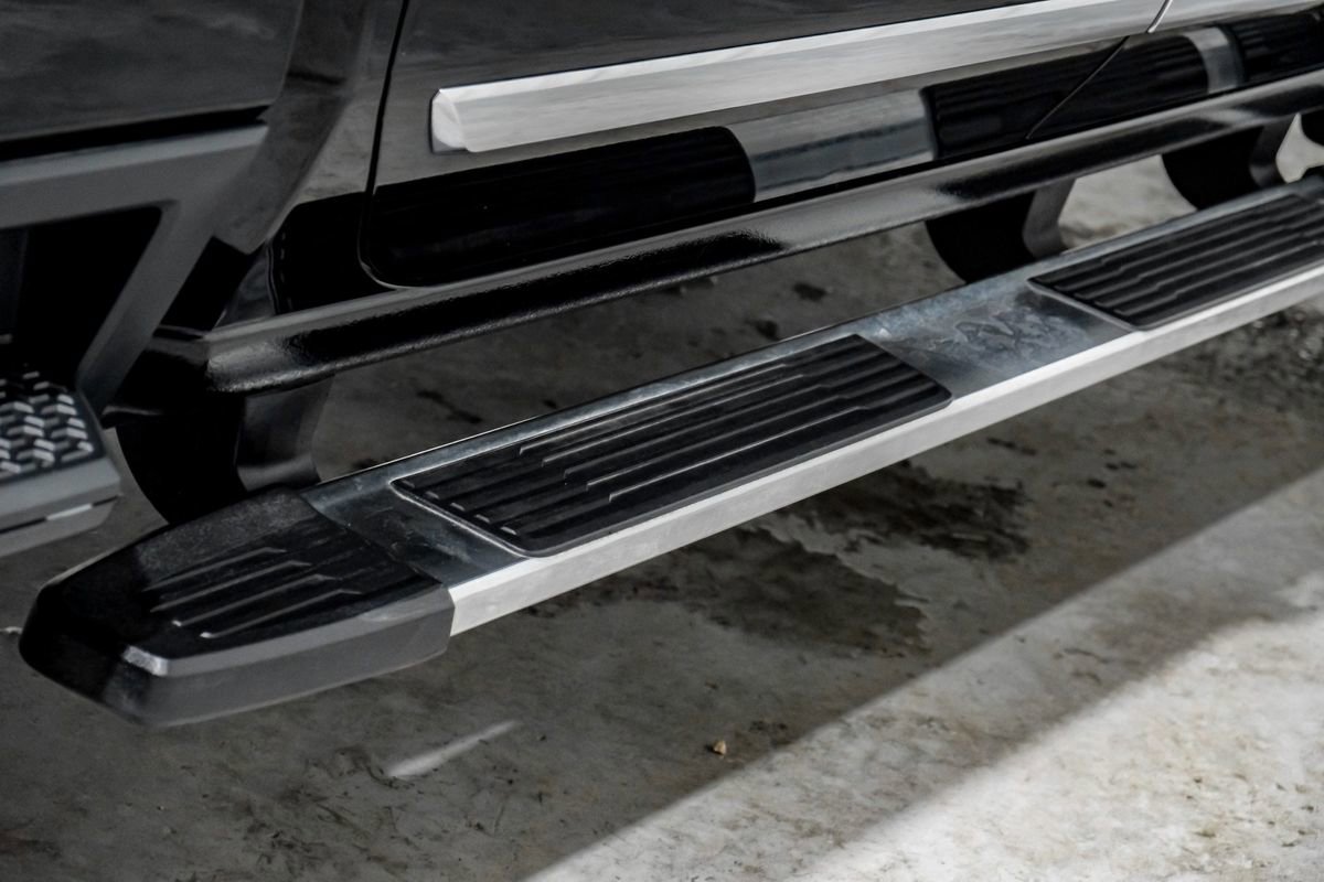 Used 2024 Chevrolet Silverado 2500 High Country w/ High Country Premium Package image 54