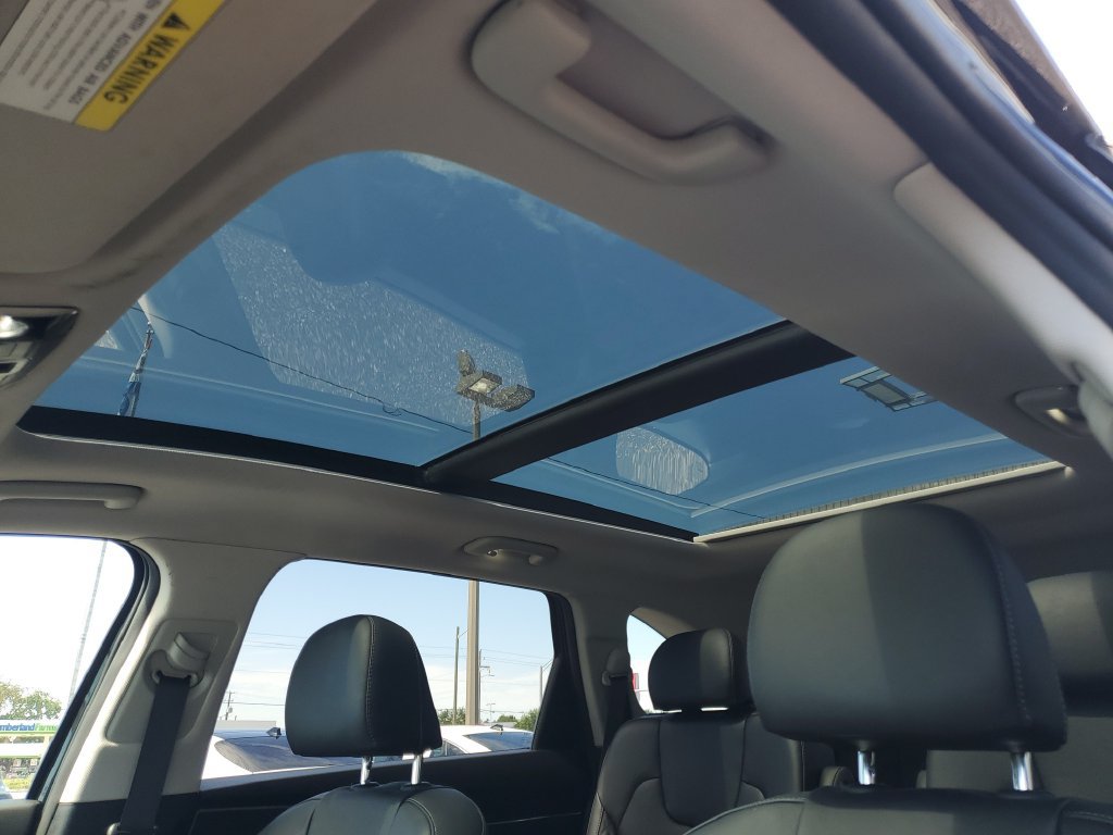 Used 2022 Kia Sorento SX FWD image 7