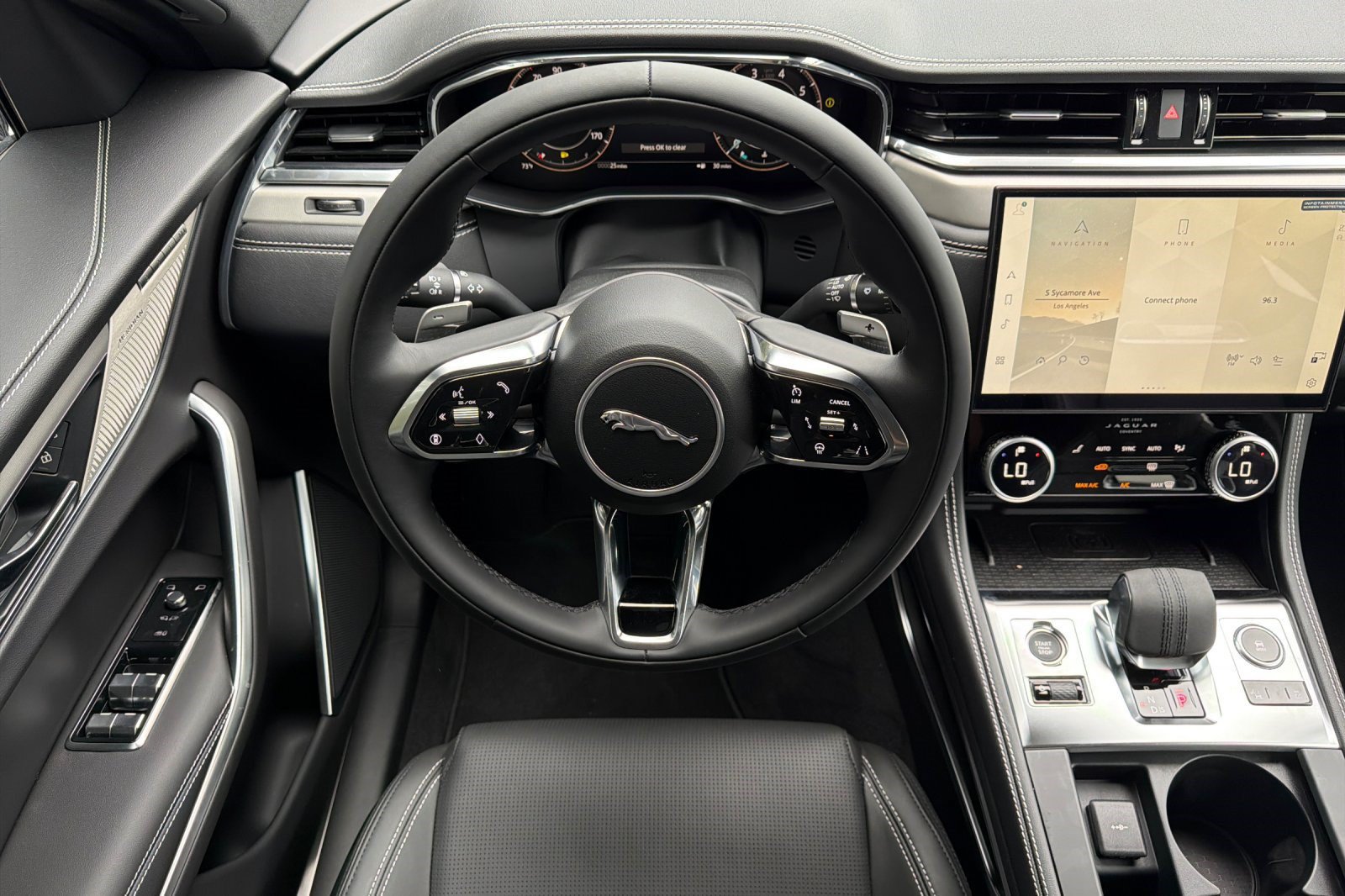 New 2026 Jaguar F-PACE R-Dynamic S AWD/4WD image 28