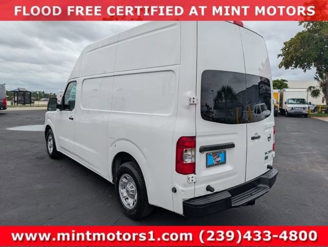 Used 2013 Nissan NV 2500 S w/ Side Curtain Airbag Pkg RWD image 2
