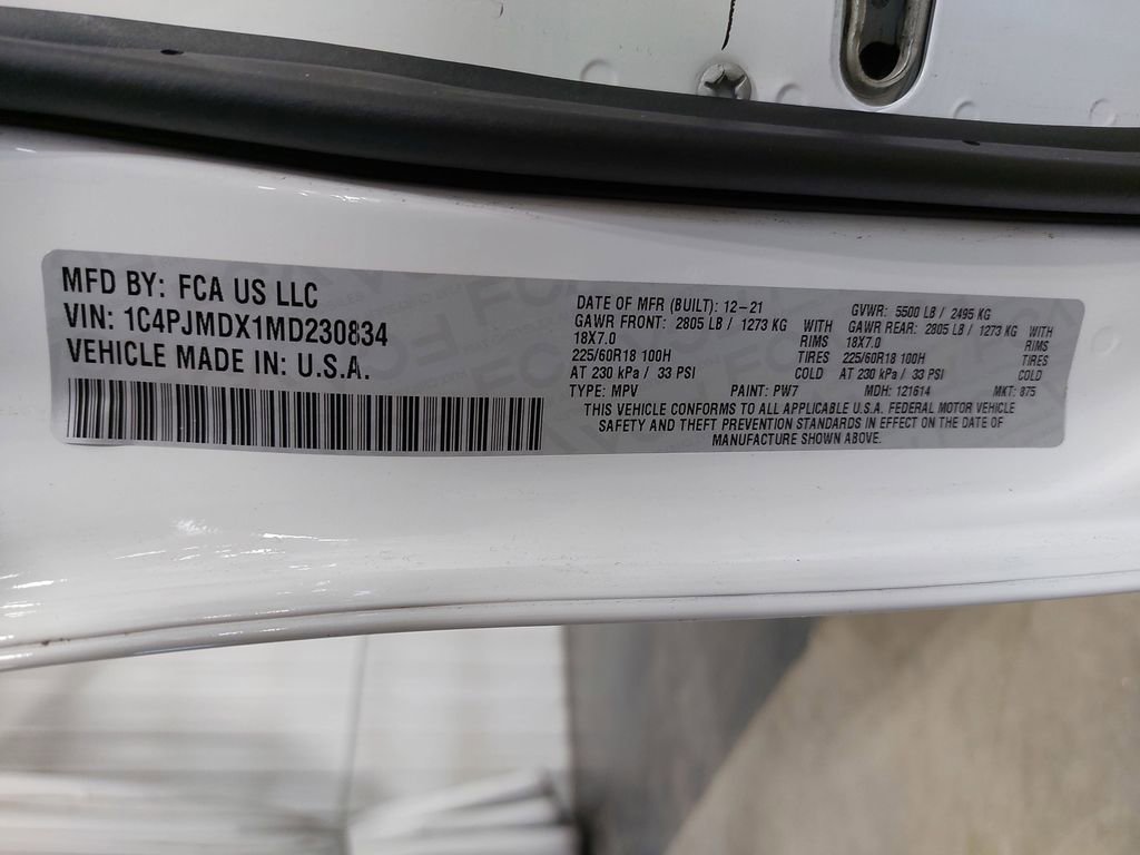Used 2021 Jeep Cherokee Limited image 35