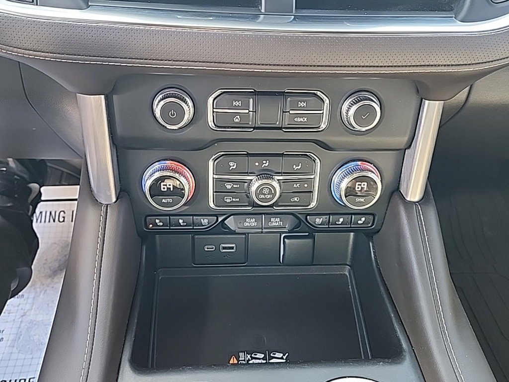 Used 2022 GMC Yukon SLT image 32