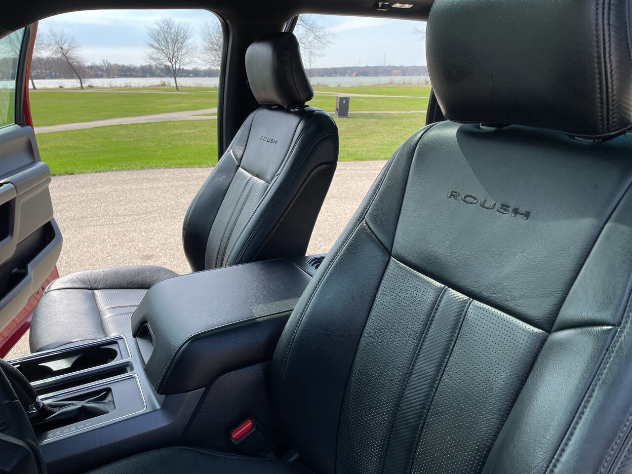 Used 2017 Ford F150 XLT w/ Equipment Group 302A Luxury image 89