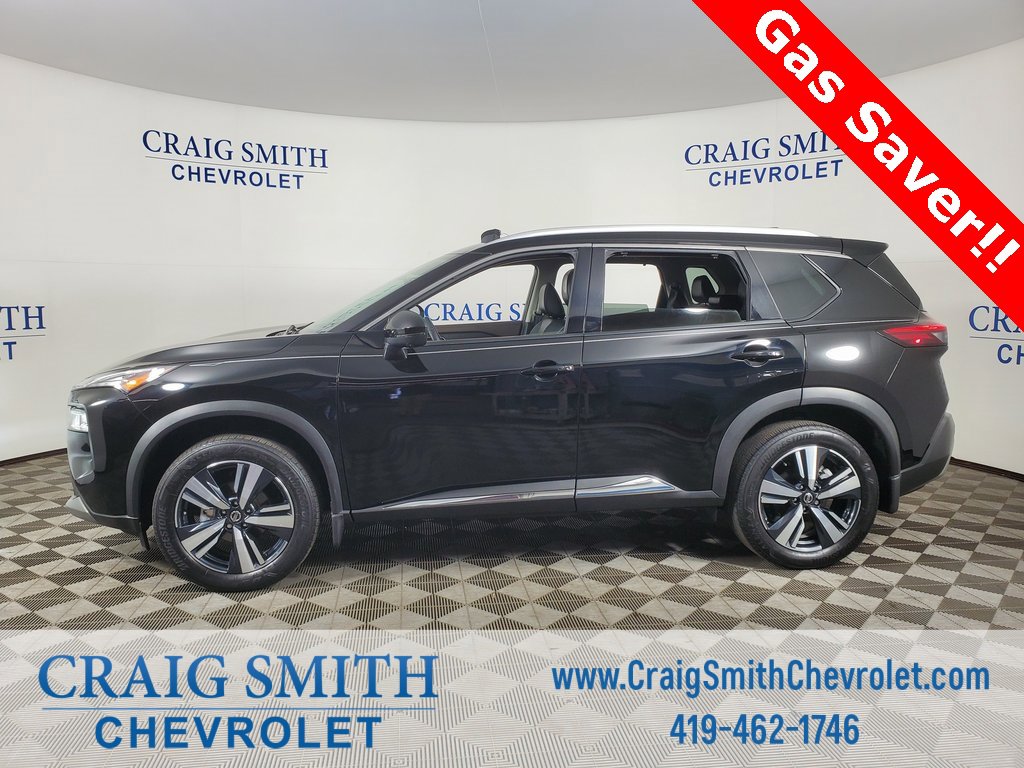 Used 2021 Nissan Rogue SL w/ Premium Package image 2