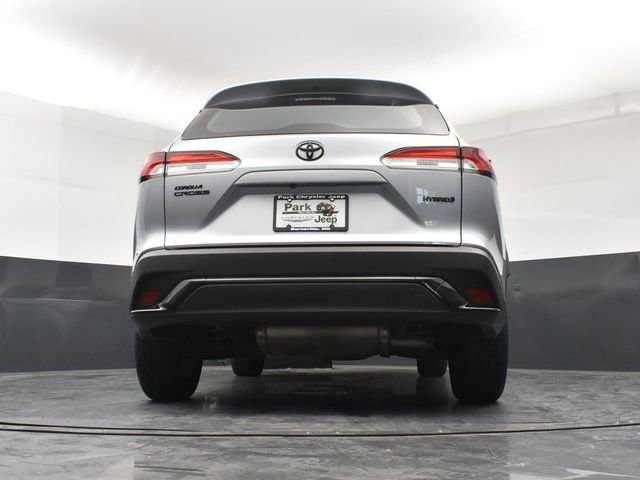 Used 2024 Toyota Corolla Cross AWD Hybrid image 23