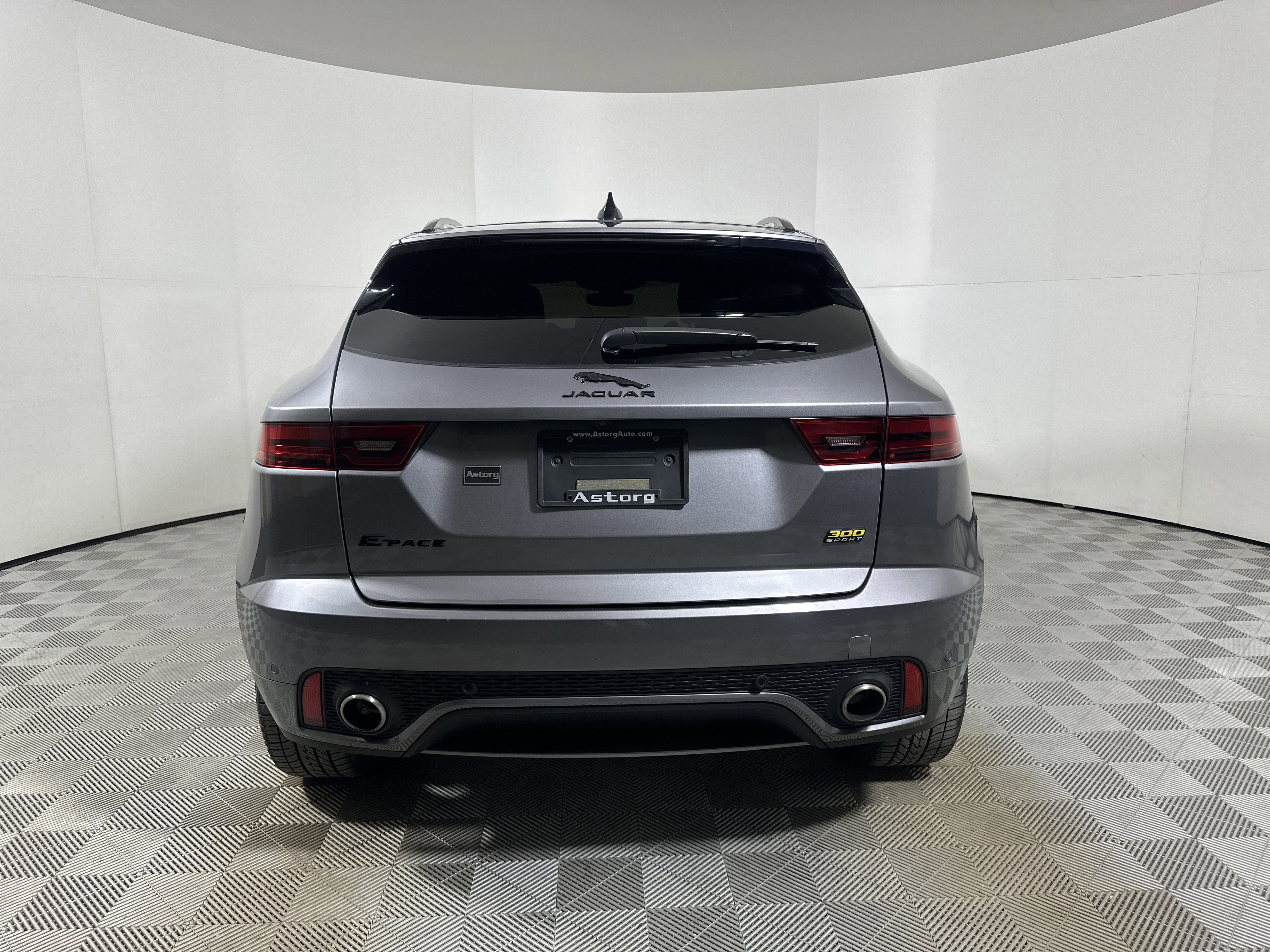 Used 2021 Jaguar E-PACE 300 Sport image 6