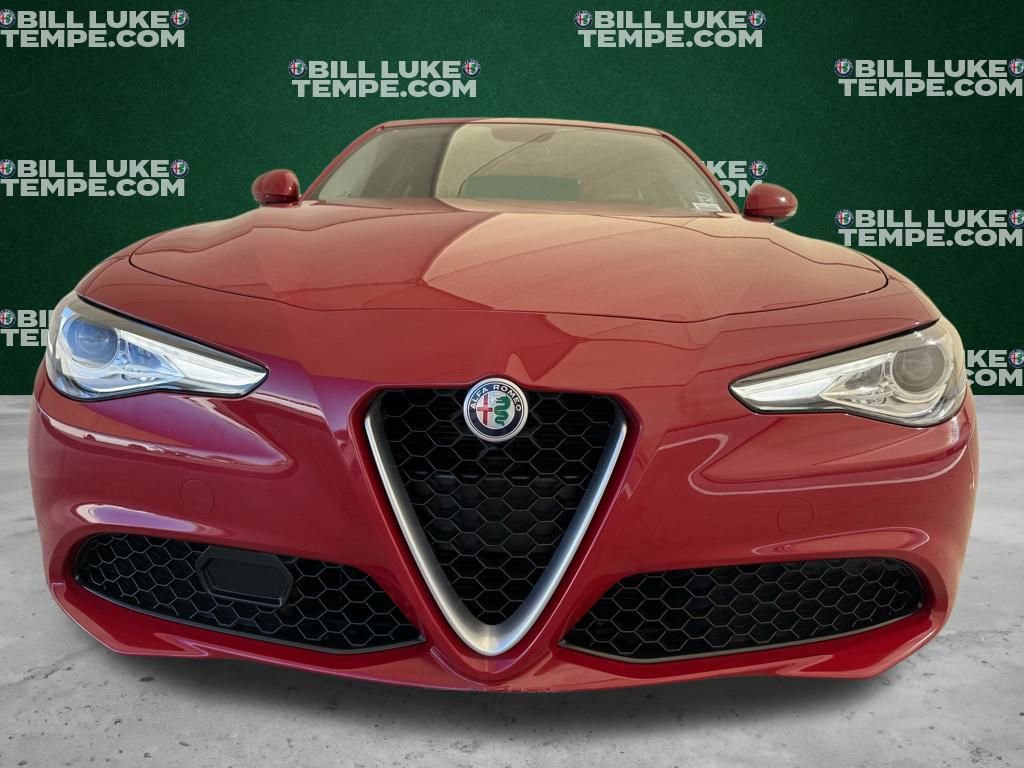 Used 2017 Alfa Romeo Giulia image 5