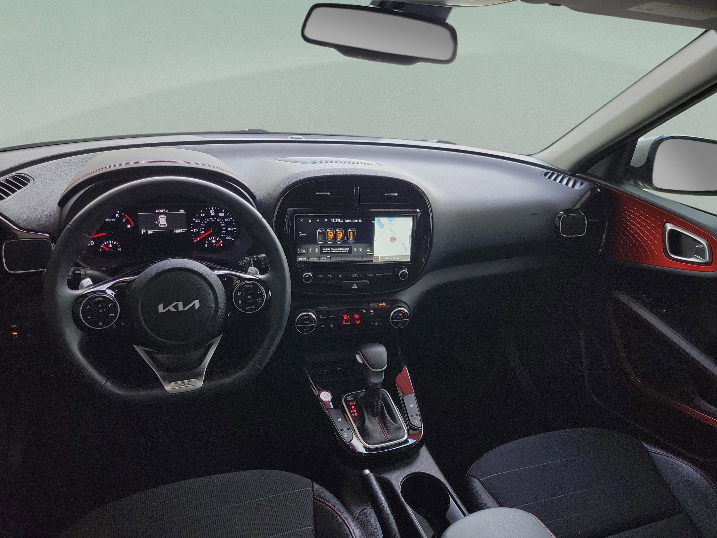 Used 2022 Kia Soul Turbo image 13