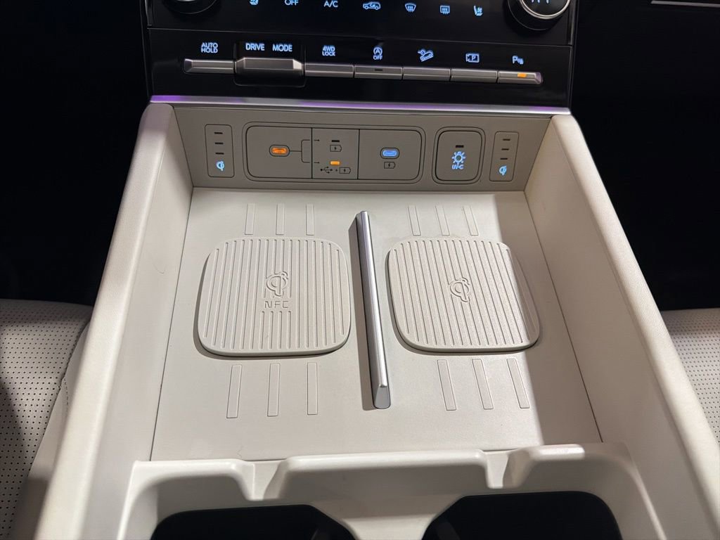 Used 2024 Hyundai Santa Fe Calligraphy image 21