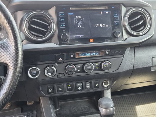 Used 2019 Toyota Tacoma TRD Sport AWD/4WD image 9