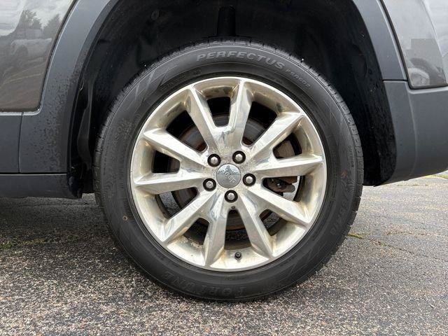 Used 2014 Jeep Cherokee Limited FWD image 22
