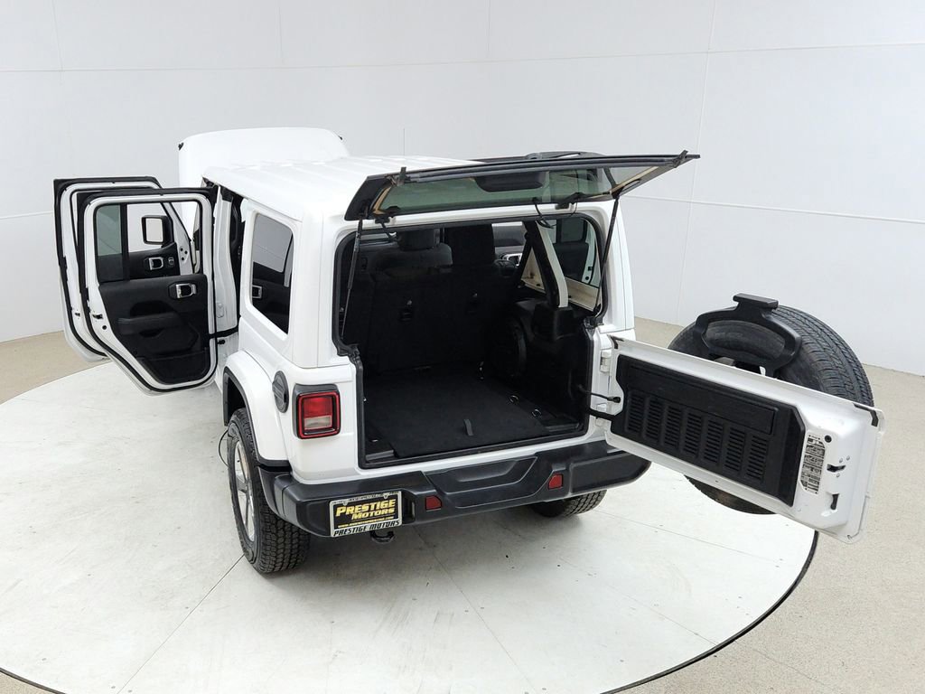 Used 2023 Jeep Wrangler Unlimited Sahara AWD/4WD image 23