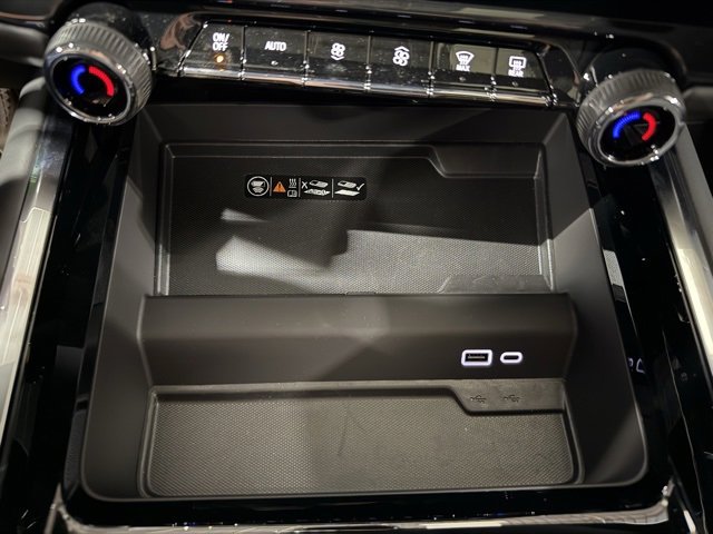 New 2025 Chevrolet Tahoe Premier image 14
