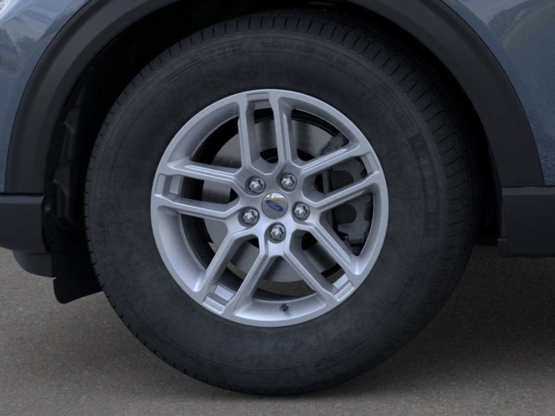 Used 2025 Ford Explorer Active w/ Active Comfort Package image 19