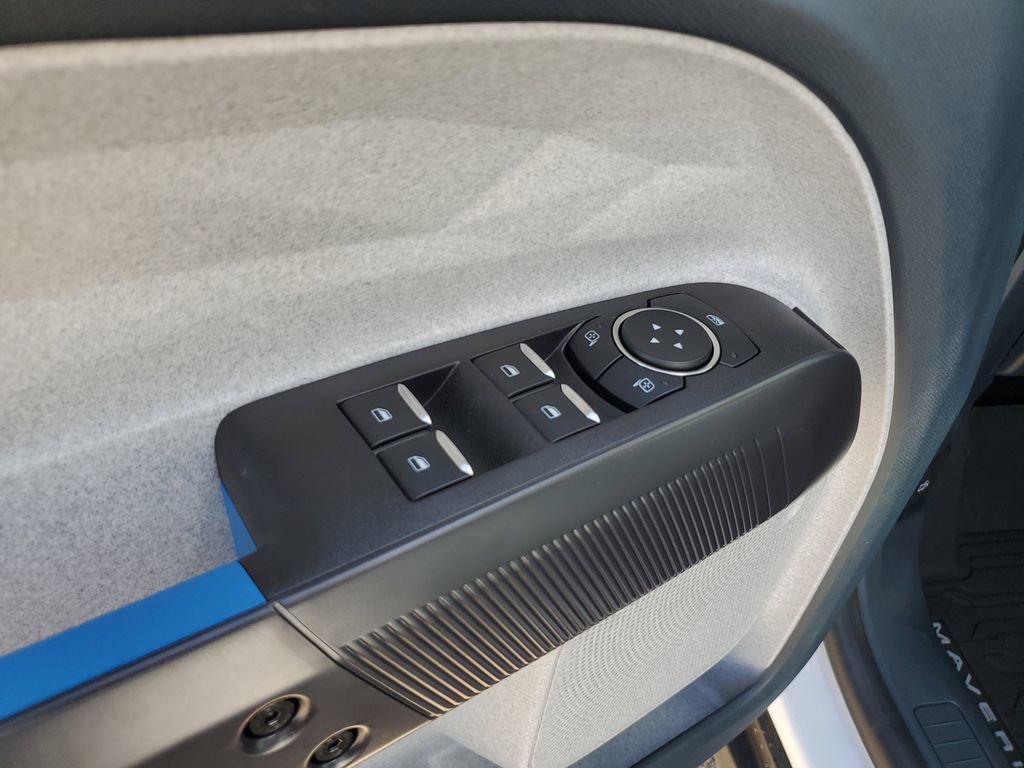 New 2025 Ford Maverick XLT w/ XLT Luxury Package image 12