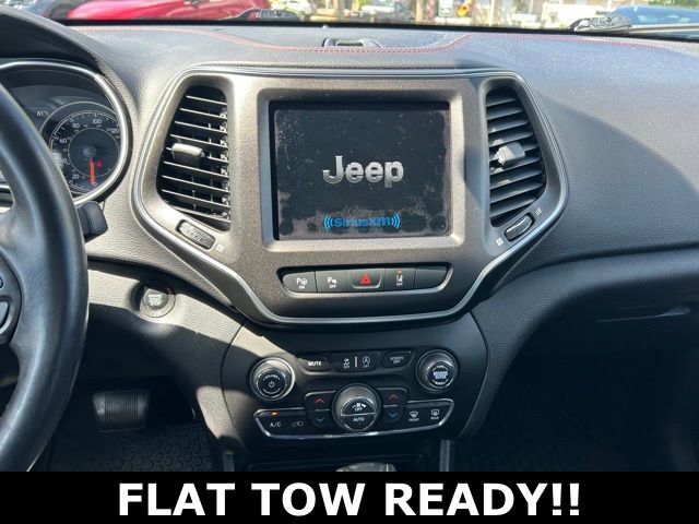 Used 2019 Jeep Cherokee Trailhawk image 22