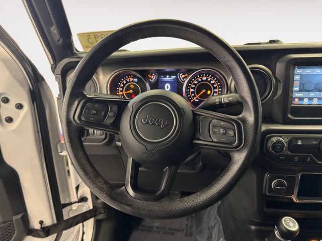 Used 2022 Jeep Wrangler Unlimited Willys image 12