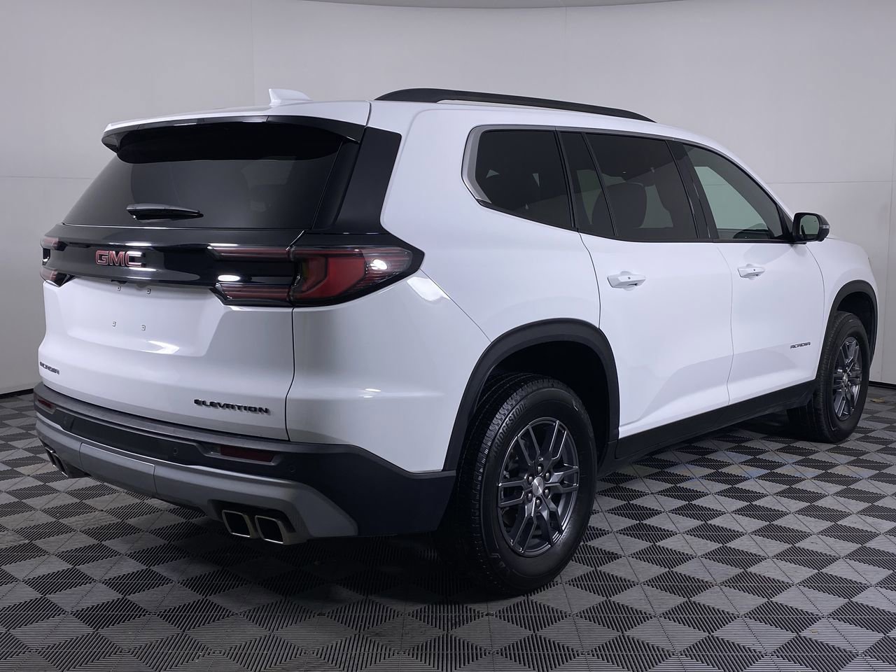 Certified 2025 GMC Acadia Elevation image 37