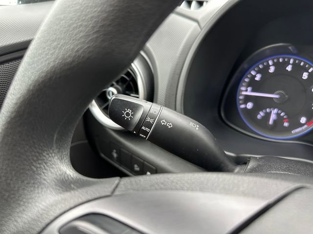 Used 2023 Hyundai Kona SEL AWD/4WD image 24