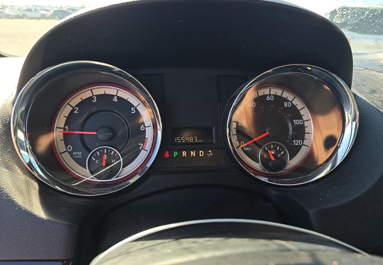 Used 2017 Dodge Grand Caravan SXT FWD image 16