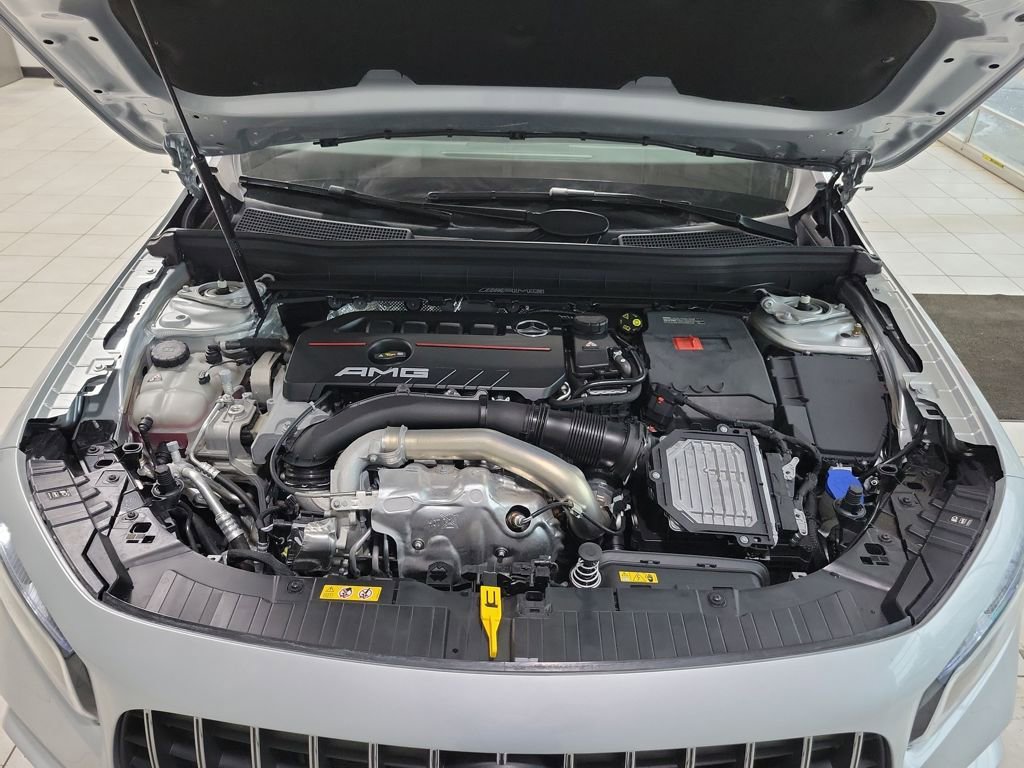 Used 2024 Mercedes-Benz GLB 35 AMG 4MATIC image 48