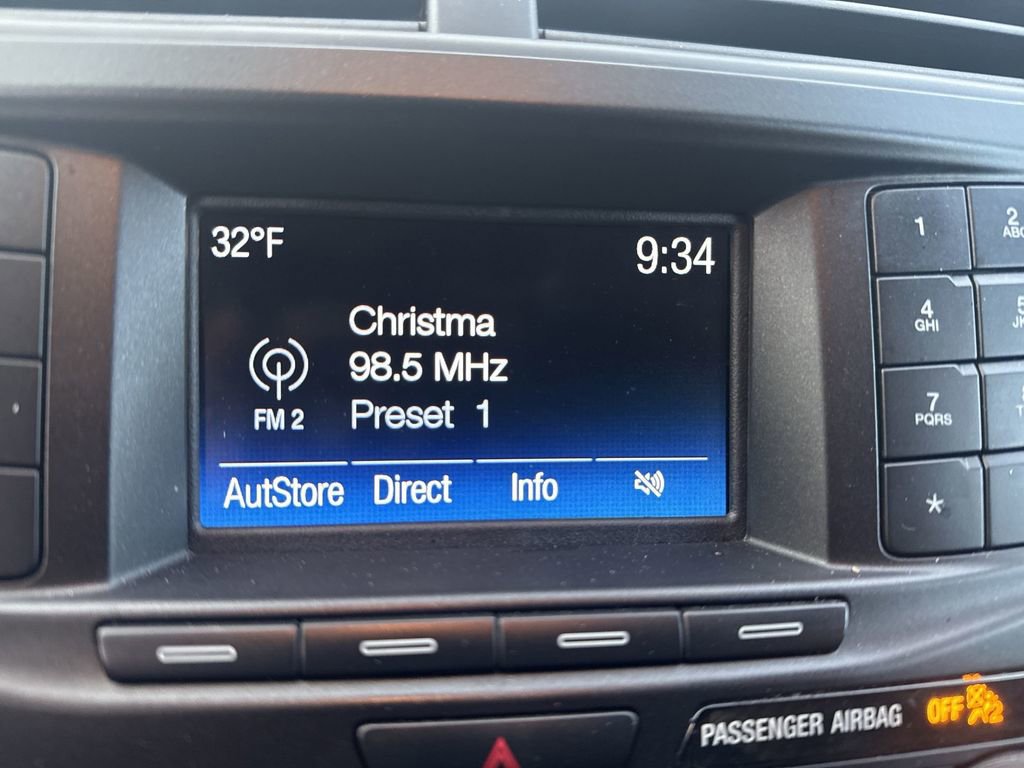 Used 2019 Ford Explorer XLT image 13