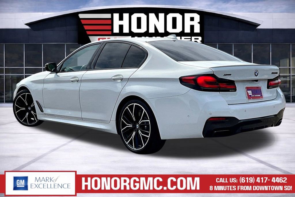 Used 2023 BMW M550i xDrive image 4