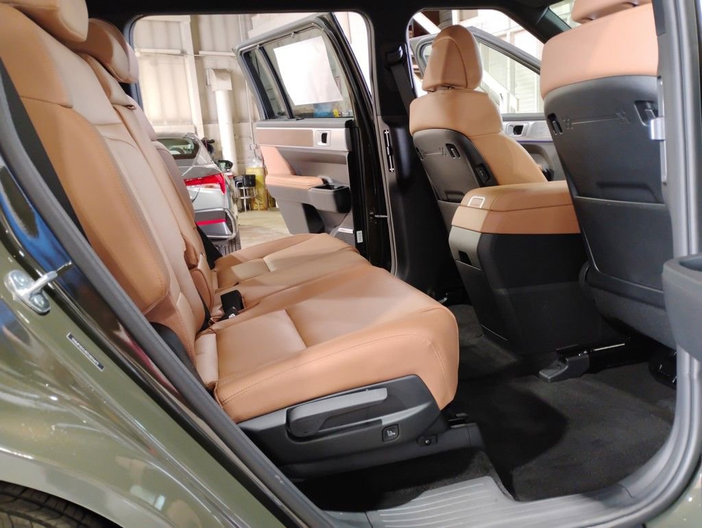 New 2026 Hyundai Santa Fe Limited image 19