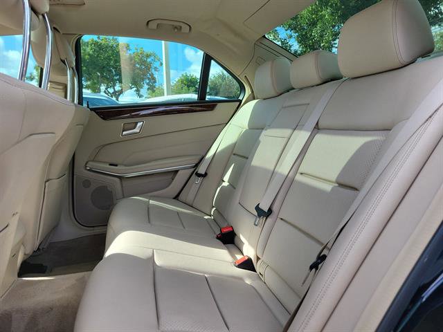 Used 2014 Mercedes-Benz E 350 Sedan image 14