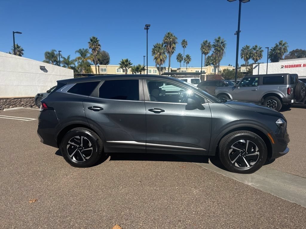 Used 2023 Kia Sportage LX AWD/4WD image 18