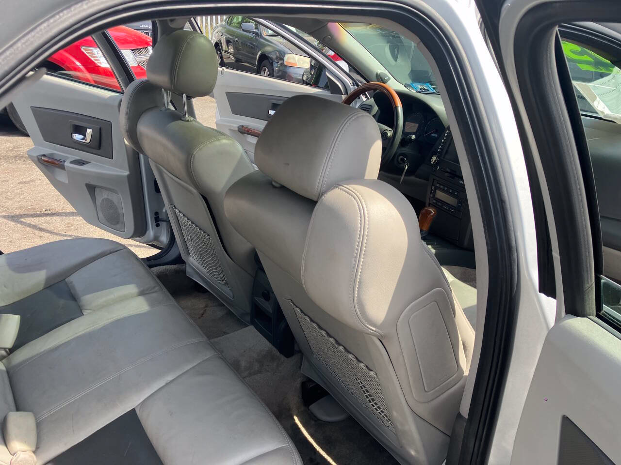 Used 2003 Cadillac CTS 3.2 w/ Preferred Equipment Group RWD image 29