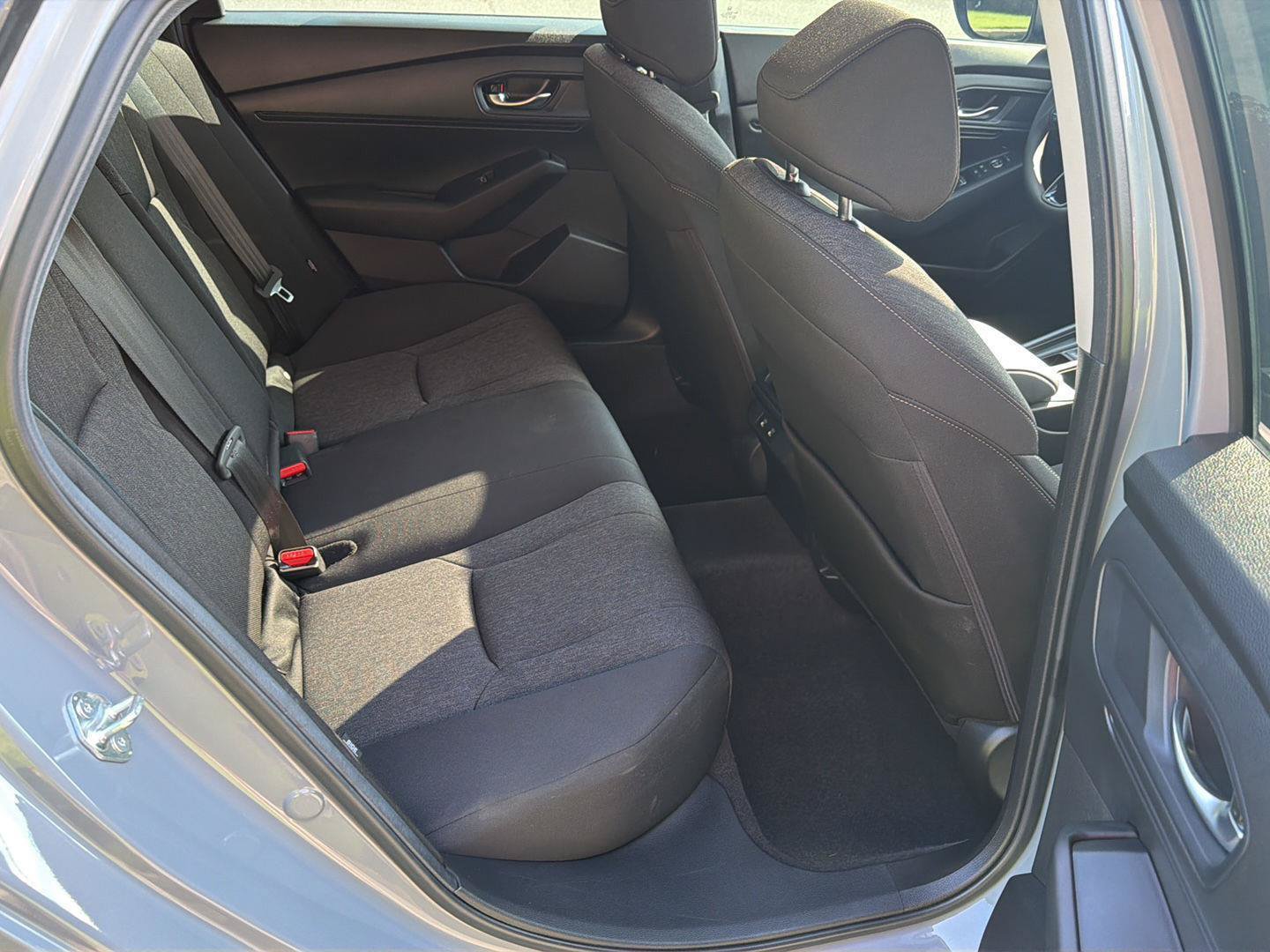 Used 2025 Honda Accord SE image 11