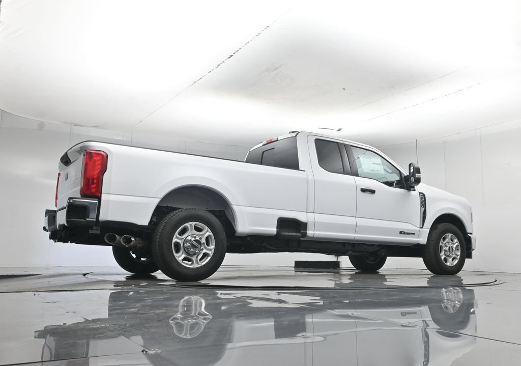 New 2026 Ford F350 XLT RWD image 47