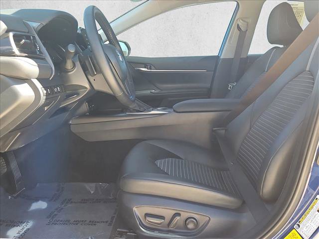 Used 2024 Toyota Camry SE w/ Convenience Package image 16