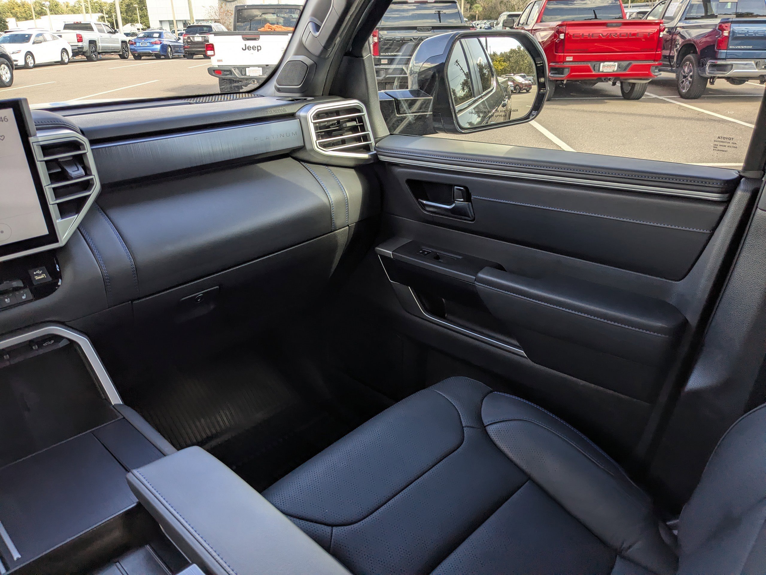 Used 2025 Toyota Tundra Platinum image 17