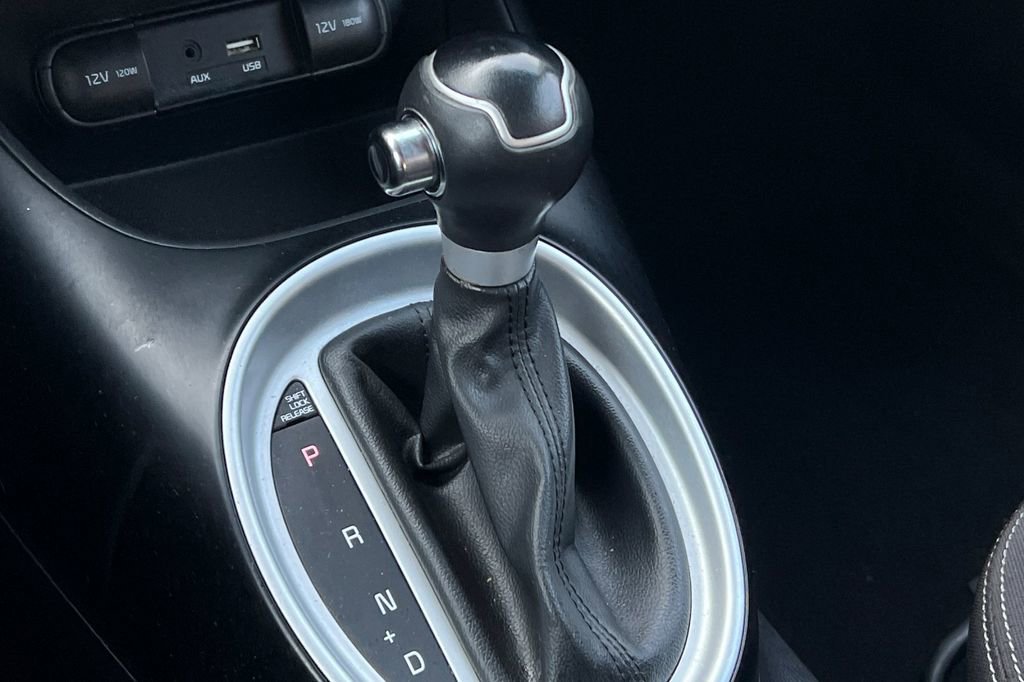 Used 2016 Kia Soul Base image 24